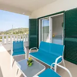 Aria - Peaceful Olive Grove & Swimming Pool * Podorljak