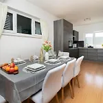 Вилла Aria - Peaceful Olive Grove & Swimming Pool *