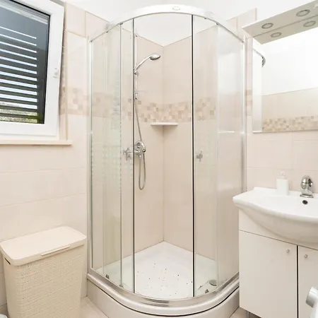 Aria - Peaceful Olive Grove & Swimming Pool *