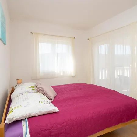 Aria - Peaceful Olive Grove & Swimming Pool