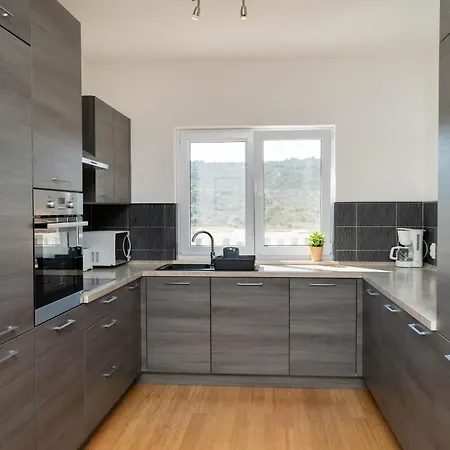 Aria - Peaceful Olive Grove & Swimming Pool Villa Podorljak