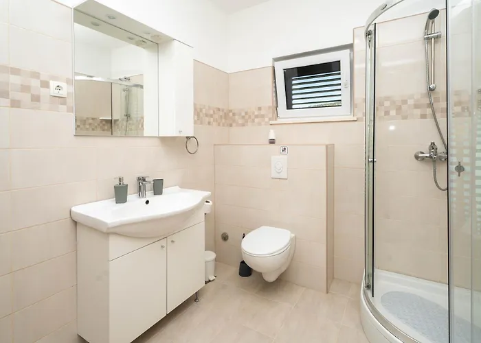 Aria - Peaceful Olive Grove & Swimming Pool * Podorljak