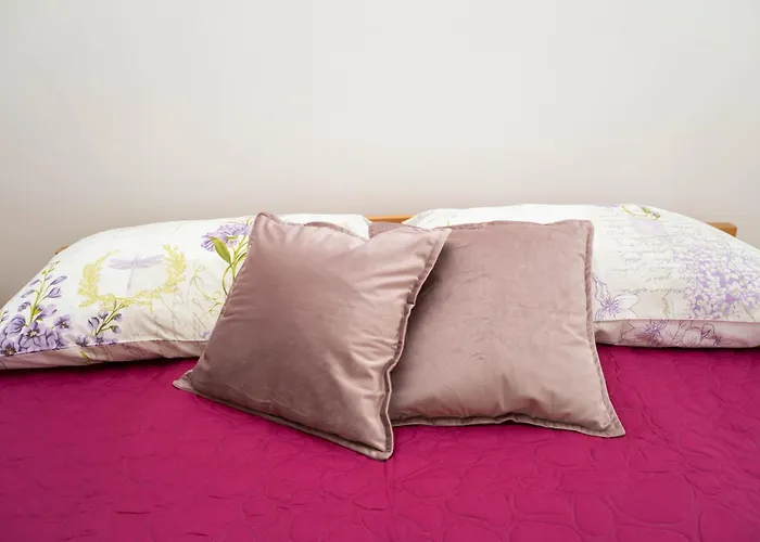 Villa Aria - Peaceful Olive Grove & Swimming Pool