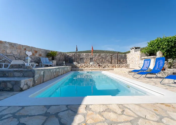 Aria - Peaceful Olive Grove & Swimming Pool Villa Podorljak