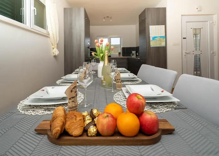 Aria - Peaceful Olive Grove & Swimming Pool * Podorljak