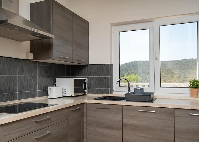 Aria - Peaceful Olive Grove & Swimming Pool * Podorljak