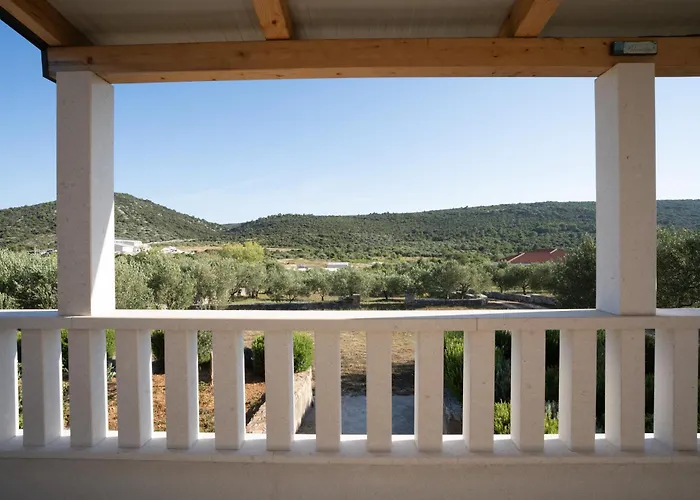 Aria - Peaceful Olive Grove & Swimming Pool Villa *