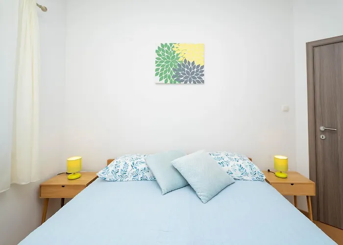 Aria - Peaceful Olive Grove & Swimming Pool * Podorljak