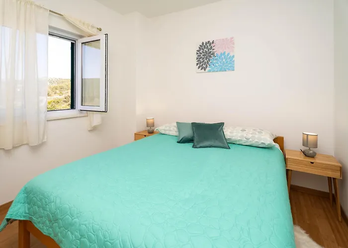 Aria - Peaceful Olive Grove & Swimming Pool Villa *