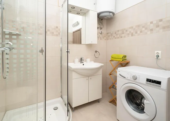 Aria - Peaceful Olive Grove & Swimming Pool Podorljak